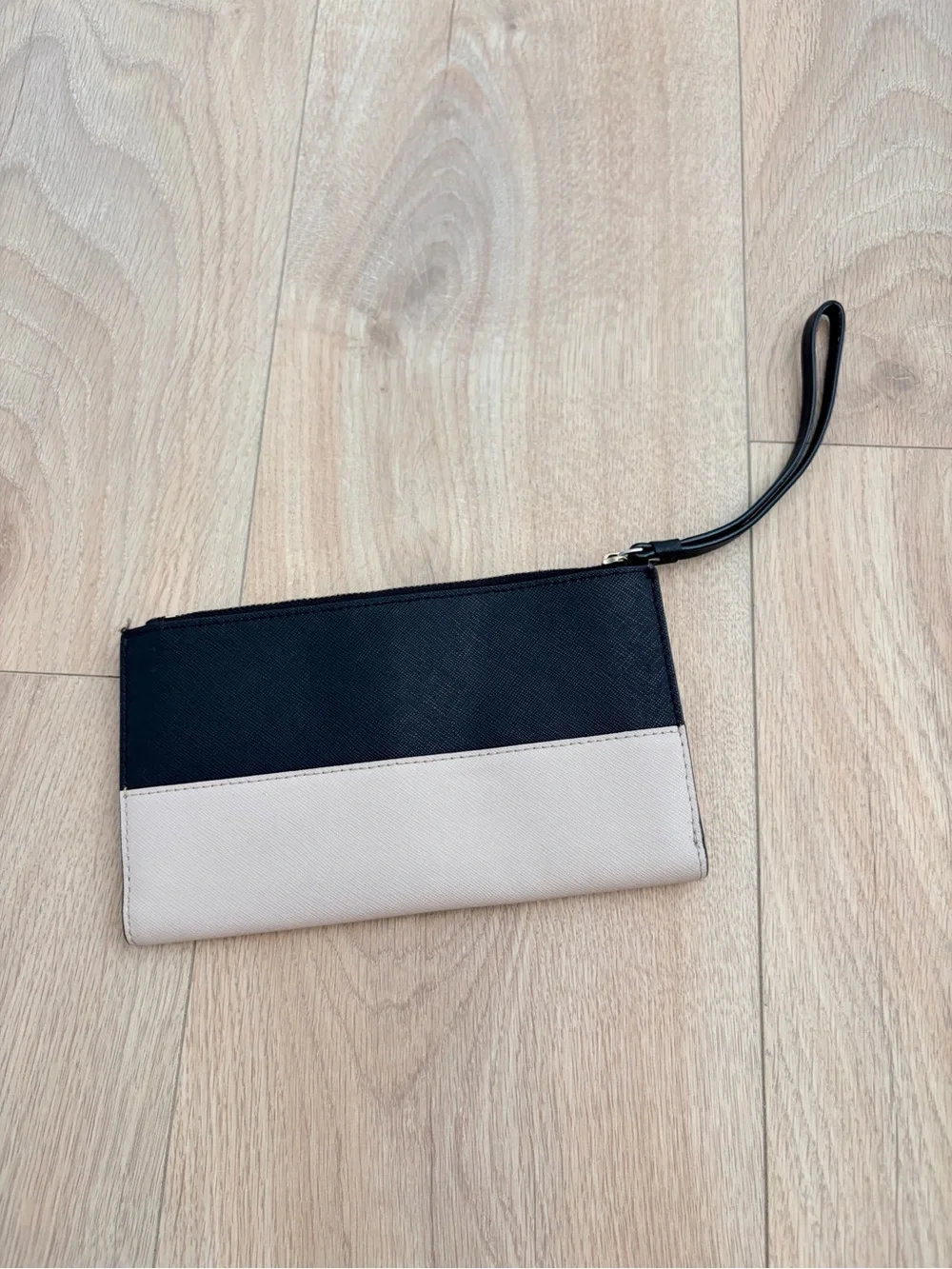 kate spade Two-Tone Black & Beige Zip Wristlet